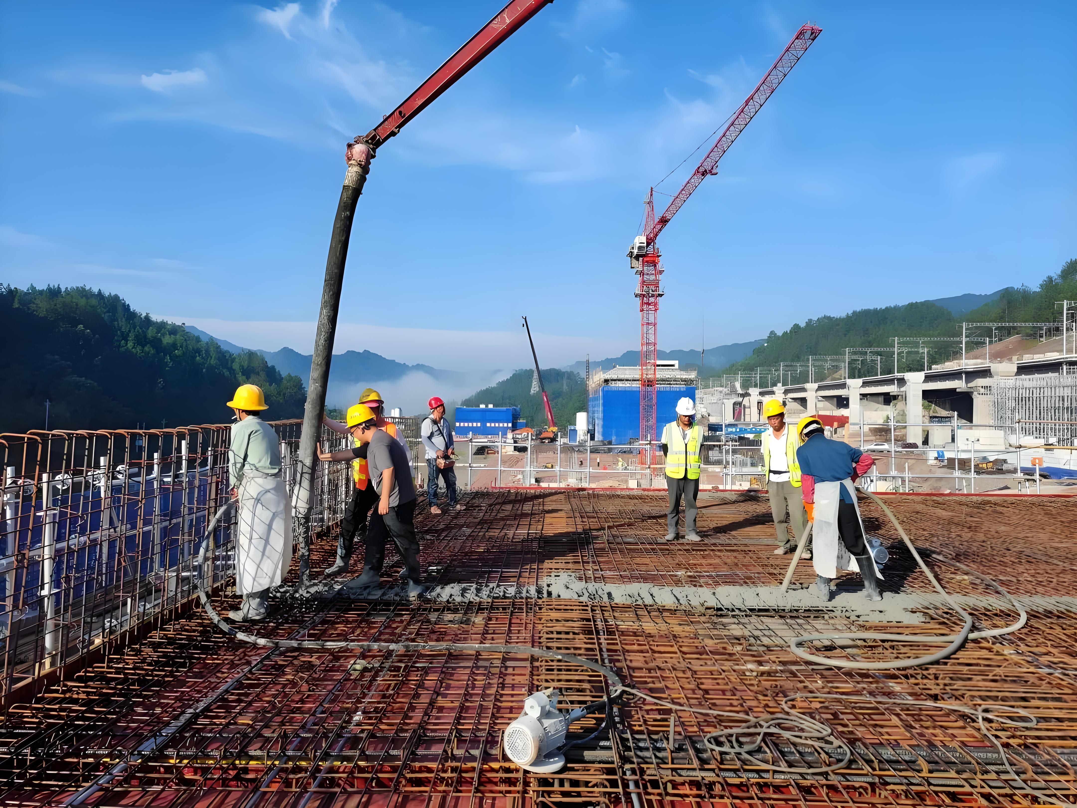 湖南宇山重工的混凝土輸送設(shè)備廣泛用于各類工程，高效穩(wěn)定顯實(shí)力